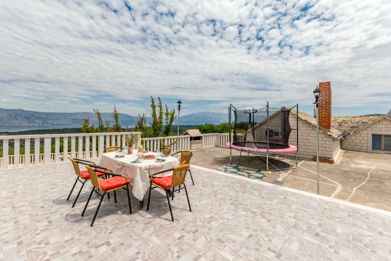 Vila Maslinica Pucisca Exterior foto
